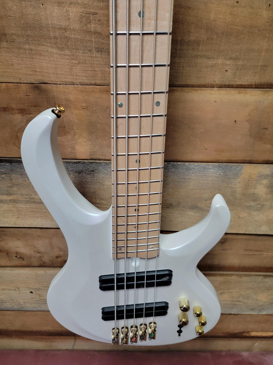Ibanez BTB605MLMP Multi-Scale 5-String Bass - Pearl White