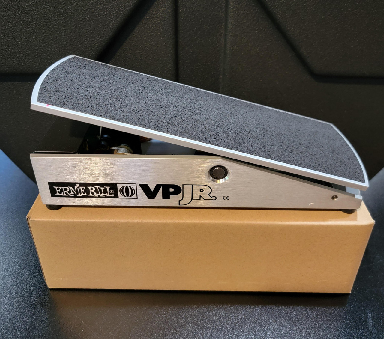 Ernie Ball 6180 Volume Pedal Jr. 25K (for Active Electronics