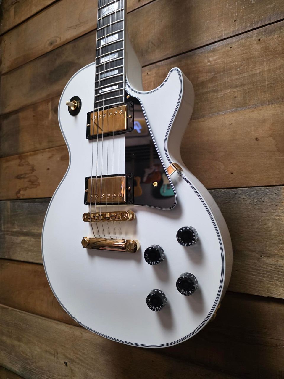 Gibson Custom Les Paul Custom Electric Guitar - Alpine White
