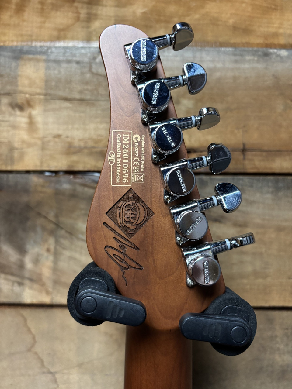 Schecter Nick Johnston Traditional HSS Atomic Snow