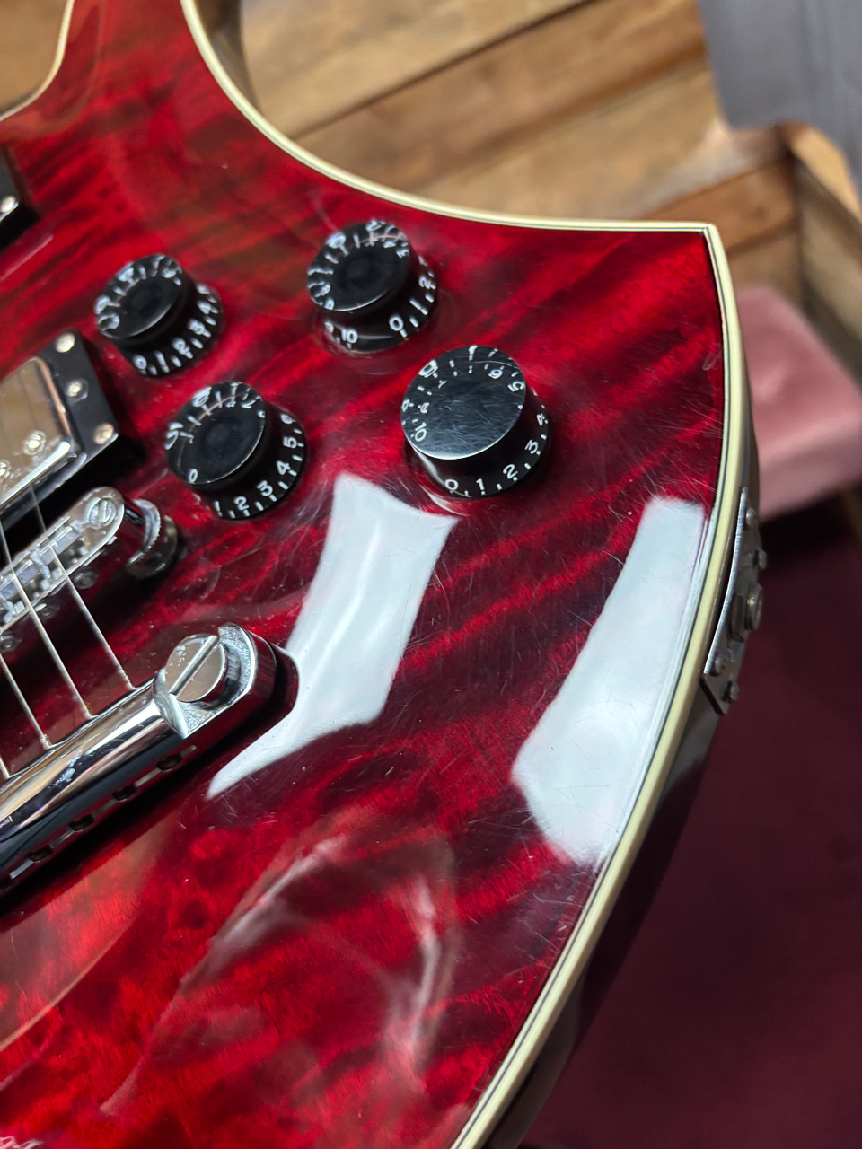 Pre-owned BC Rich Mockingbird Special X Trans Red w/bag