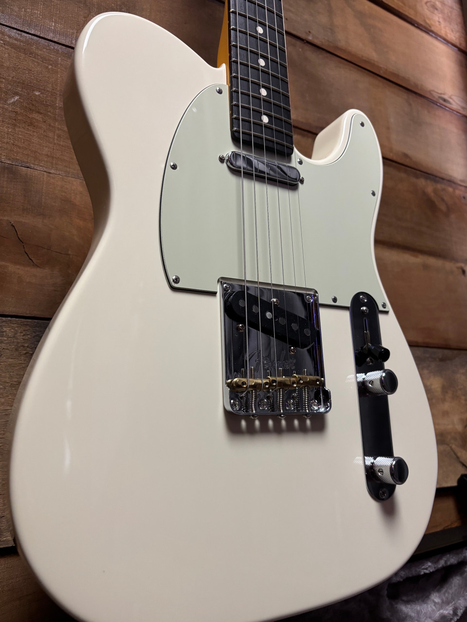 2026 Fender American Pro II Tele RW Olympic White w/case & upgrades