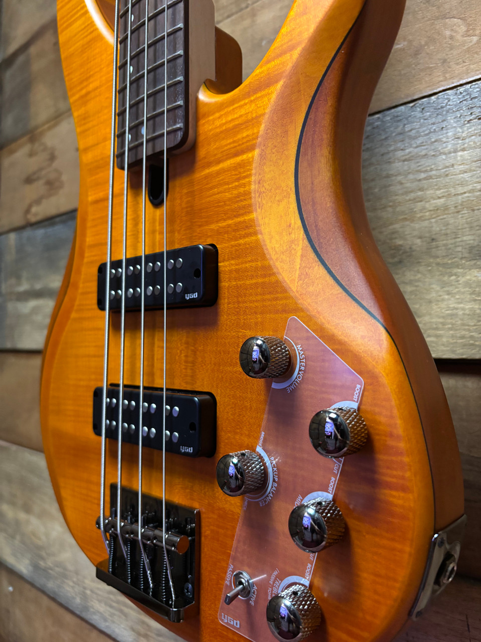 YAMAHA TRBX604FM 木製オリジナルパーツ付属 Yamaha TRBX604FM Matte Amber