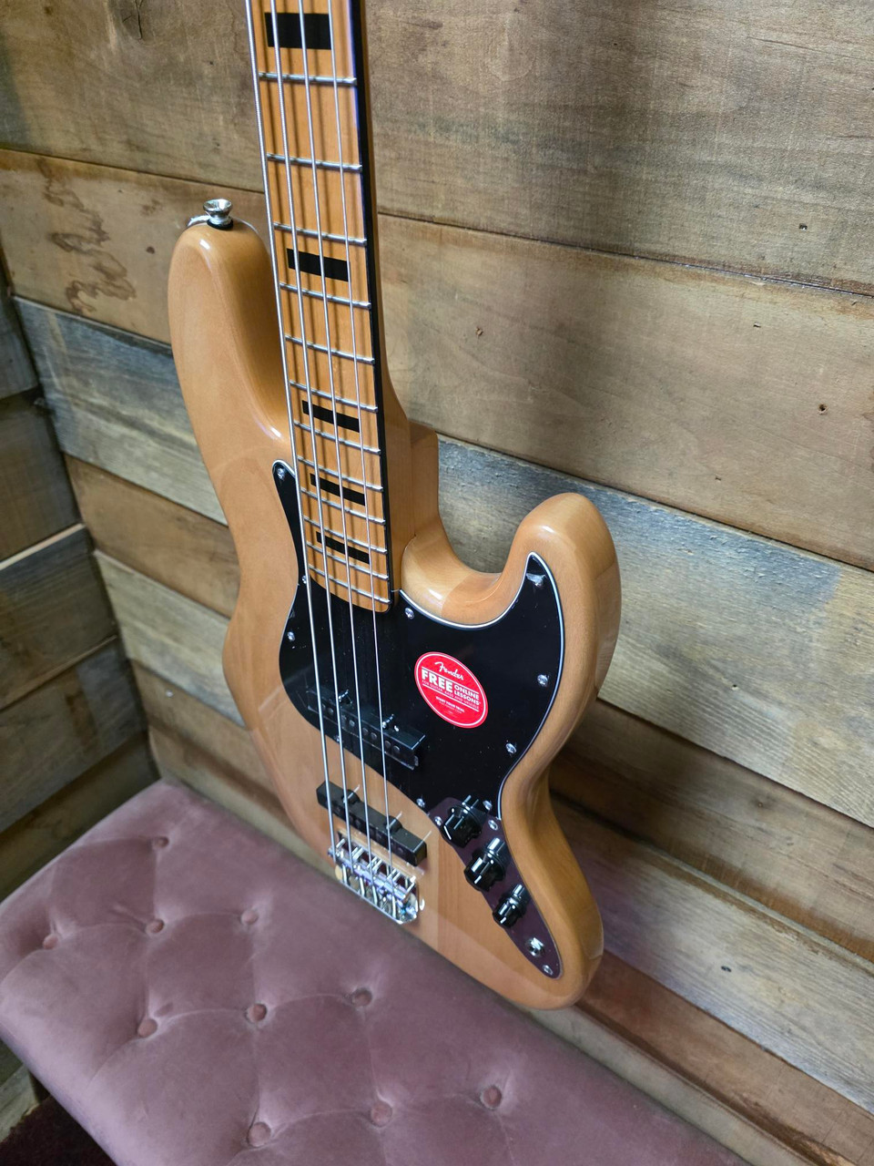 Squier Classic Vibe 70's Jazz Bass Maple Neck - Natural