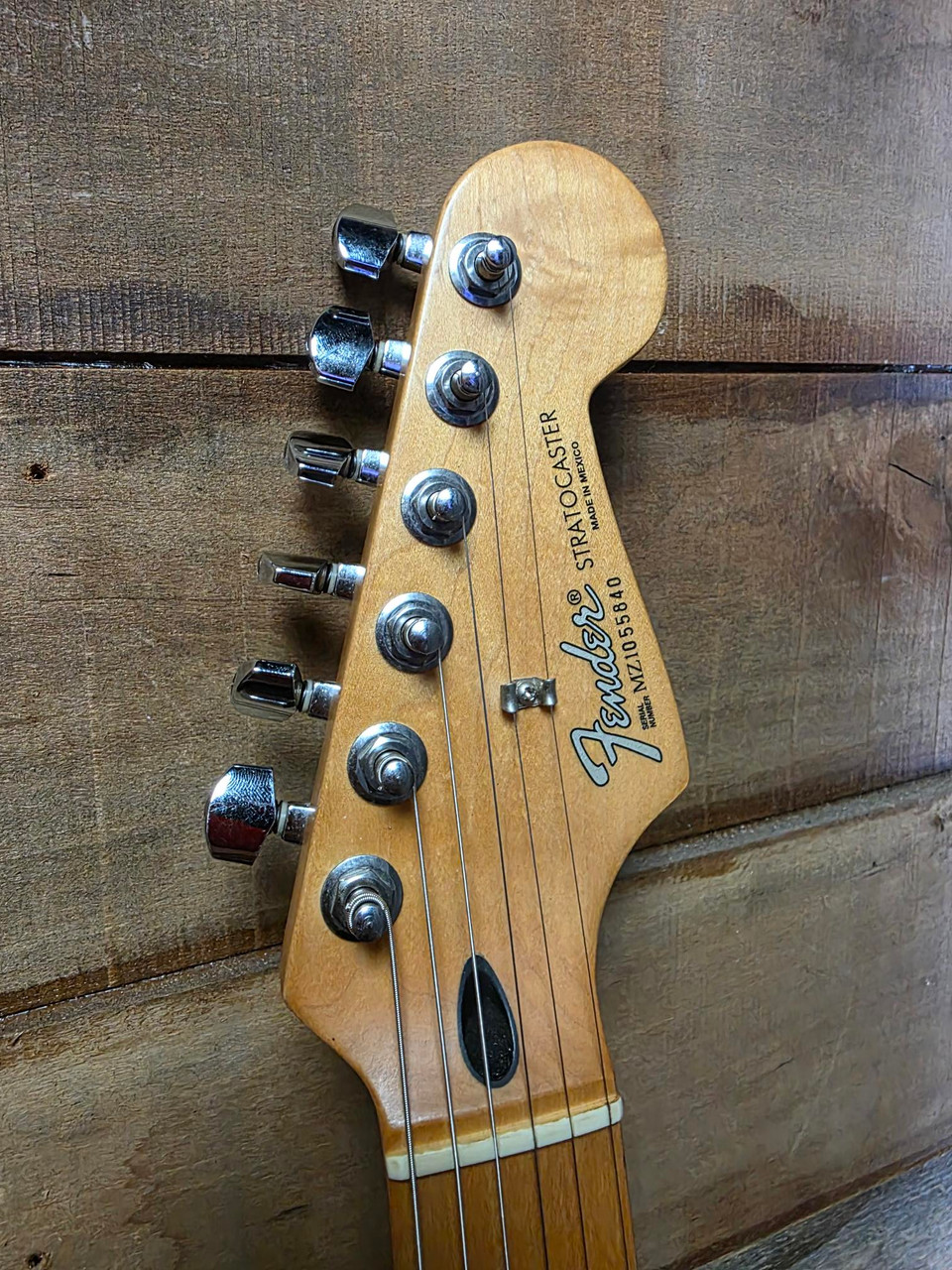 2001 Fender Standard Stratocaster SSS MN - Midnight Blue
