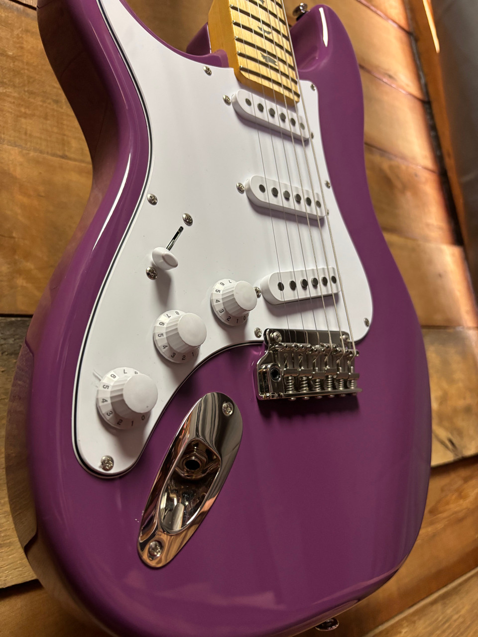 PRS SE Silver Sky Lefty Maple Summit Purple w/bag
