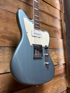 Squier Limited Edition Paranormal Offset Tele Ice Blue Metallic Squier Limited Edition Paranormal Offset Tele Ice Blue Metallic