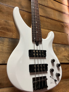 Yamaha TRBX304 Bass White Yamaha TRBX304 Bass White