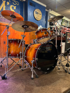 Mapex Saturn Evolution Rock Maple 4-Piece Shell Pack - Exotic Sunburst Lacquer w/ Chrome Hardware Mapex Saturn Evolution Rock Maple 4-Piece Shell Pack - Exotic Sunburst Lacquer w/ Chrome Hardware