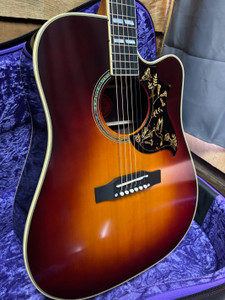 Epiphone Hummingbird Deluxe EC Reissue w/case Epiphone Hummingbird Deluxe EC Reissue w/case