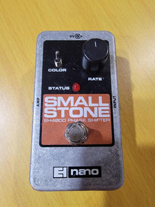 Electro Harmonix Small Stone Phase Shifter (Pre-Owned) Electro Harmonix Small Stone Phase Shifter (Pre-Owned)
