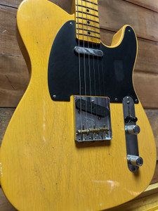 Fender Custom Shop B5 1951 Nocaster Journeyman Relic Aged Blonde w/case Fender Custom Shop B5 1951 Nocaster Journeyman Relic Aged Blonde w/case