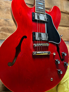 Epiphone Inspired By ES-335 Reissue Sixties Cherry w/case
