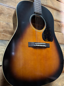 Epiphone 1942 Banner J-45 Vintage Sunburst w/case