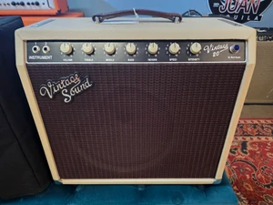 Vintage Sound Vintage 20 Princeton Style Combo Guitar Amplifier (Pre-Owned) w/ Amp Cover