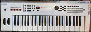 Yamaha MX49 Music Synthesizer (Pre-Owned) - White
