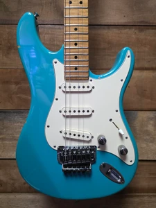 1988 Peavey Falcon Custom USA - Turquoise w/ Case (SEE DESCRIPTION)