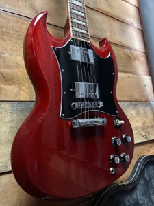 2005 Gibson SG Standard - Heritage Cherry w/ Hard Case