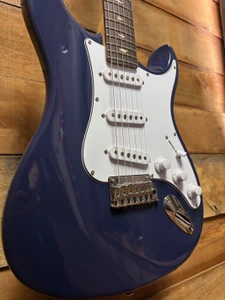 Pre-owned PRS SE Silver Sky RW Traditional Blue w/bag