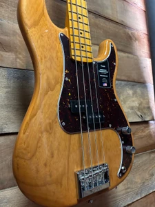 Fender American Pro P-Bass Maple Fingerboard Natural w/case