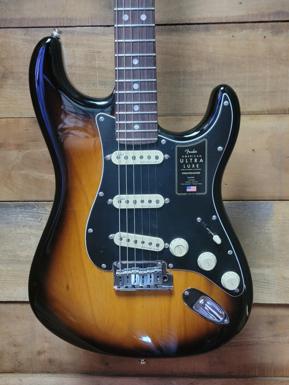 Fender American Ultra Luxe Stratocaster Rosewood - Two-Tone Sunburst w/ Hard Case