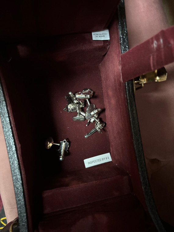 Pre-owned Martin Eric Clapton Signature w/case