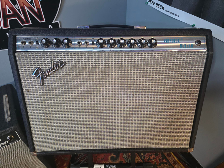 Vintage 1976 Fender Vibrolux Amplifier