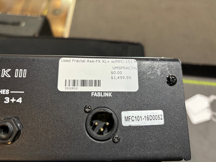 Pre-owned Fractal Axe-FX II XL+ w/MFC-101 MKIII