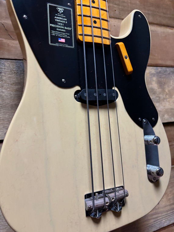 Fender 75th Anniversary American Vintage II 1951 P-Bass Butterscotch w/case
