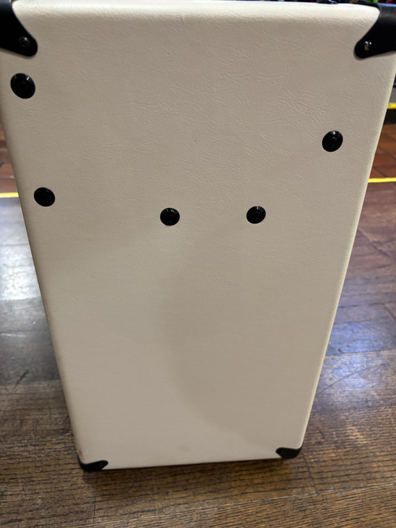 2023 EVH Iconic 40W 1x12 Combo Ivory w/cover and fs