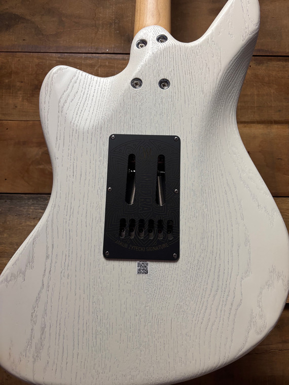 2024 Mayones Jassper Nidra 6 Jakub Zytecki  Monolith Retro White w/bag