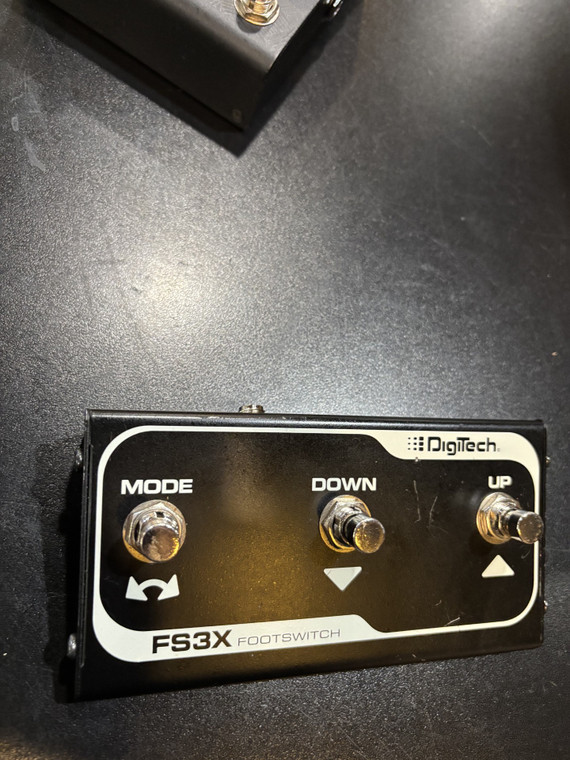 Pre-owned Digitech Trio plus w/FS3x Footswitch