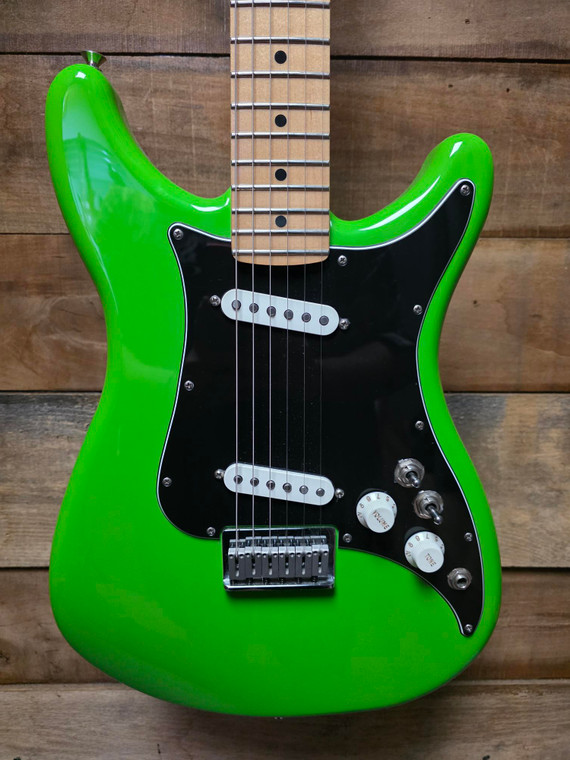 Fender Player Lead II Maple Neck (Pre-Owned) - Neon Green w/ Deluxe Case