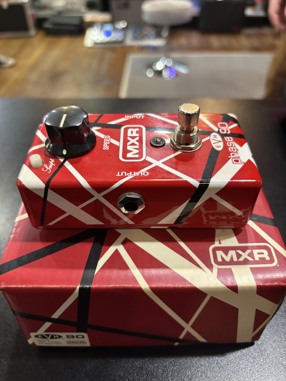 Pre-owned EVH Phase 90