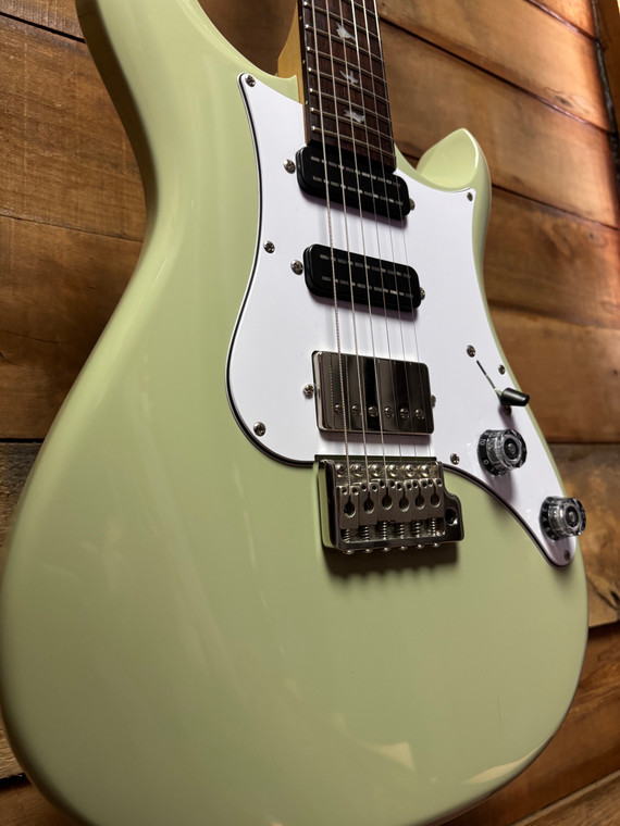 2025 PRS SE Studio Standard Sage Green w/bag