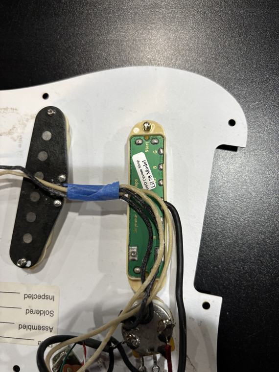 Pre-owned Fender 57 Reissue Pickguard w/MJ Duncan