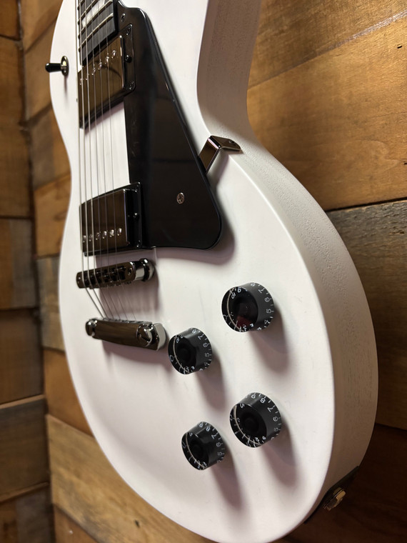 Gibson Les Paul Modern Studio Worn White w/case