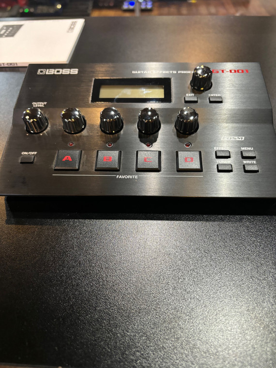 Boss GT-001 Guitar Effects Processor