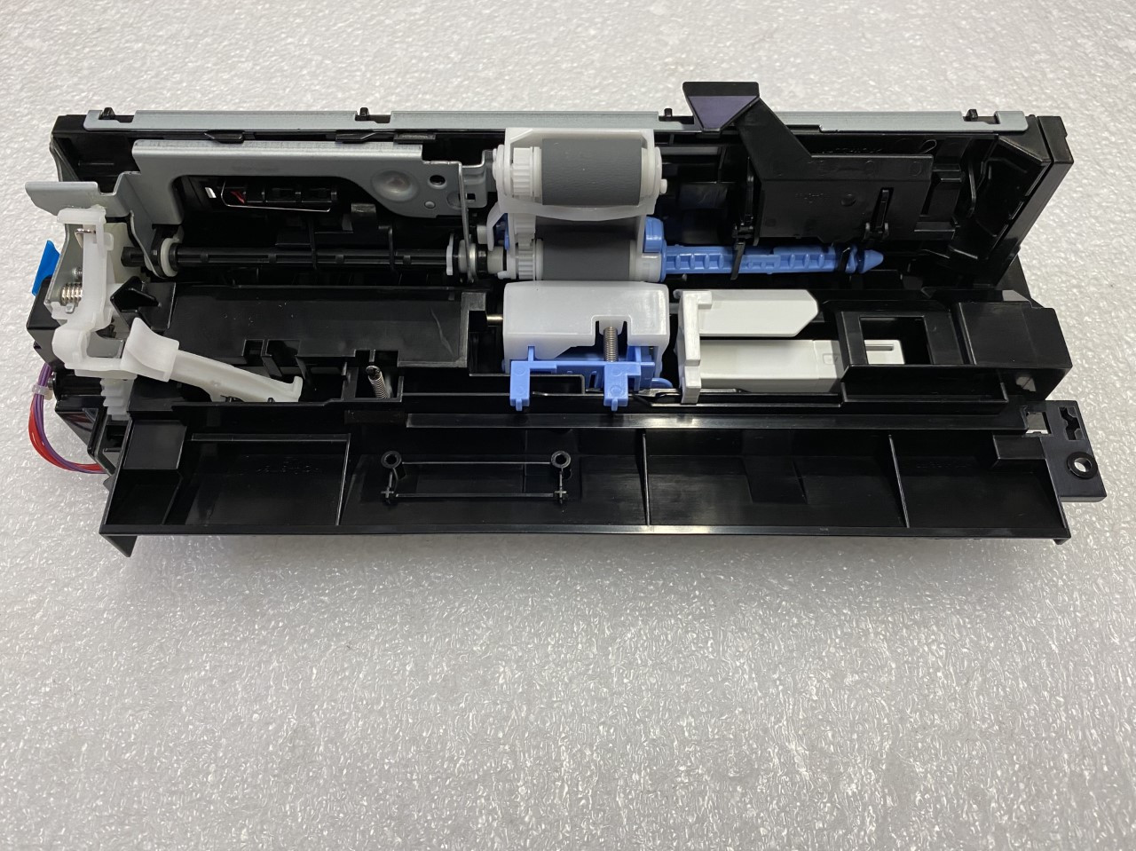 RM2-1235 HP 3X500 SHEET FEEDER PU ASSY FOR COLOR LASERJET ENT M652