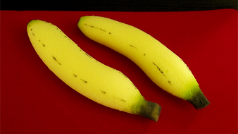 Sponge Bananas (medium/2 pieces) by Alexander May - Trick