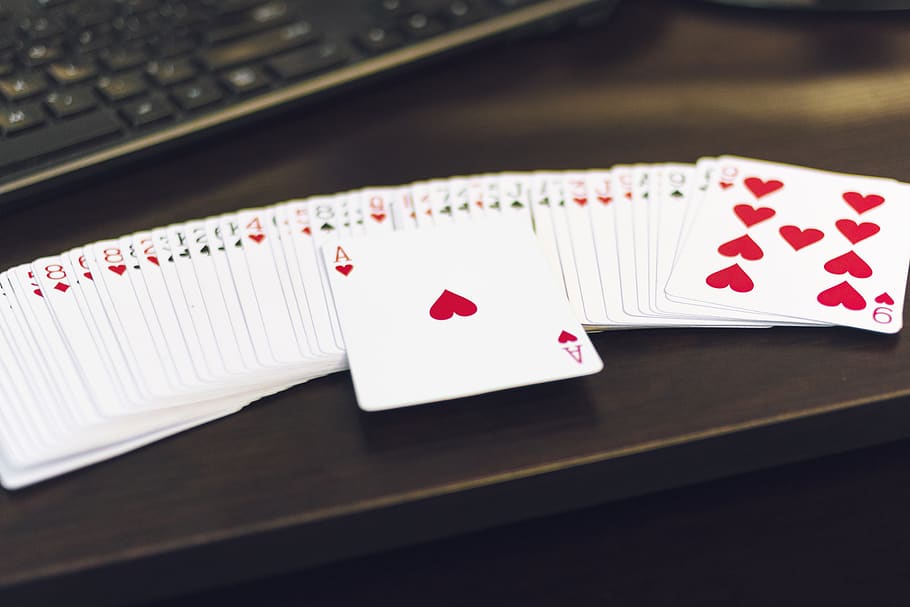 deck-of-card-ace-of-spade-deck-magician.jpg