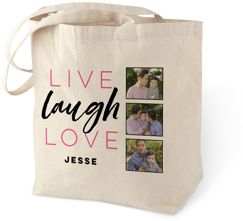 HOW TO STYLE COTTON TOTE BAGS (AND YOURSELF WHEN USING ONE)