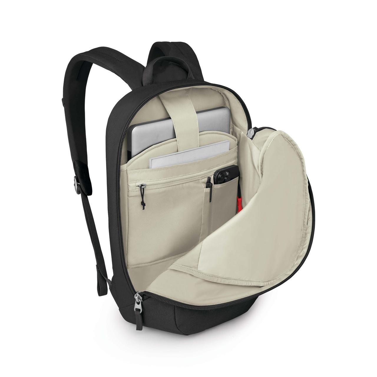 patagonia waste pack black hole waste pack for camera Gear Review: Patagonia Black Hole Waist Pack 5L