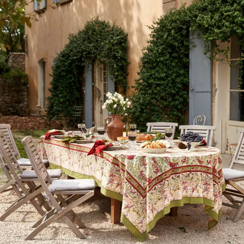Couleur Nature Tablecloth Renne Reindeer Red & Green, 71" x 128"