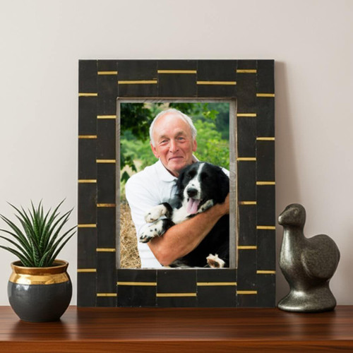 Matr Boomie Andhera Dash 5x7 Black Picture Frame - Carved Horn, Brass