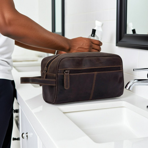 Greenwood Leather Men's Leather Banff Toiletry Bag, Brown Greenwood Leather Men's Leather Banff Toiletry Bag, Brown