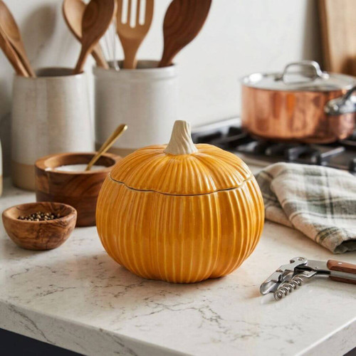 Hanna's Handiworks Ceramic Pumpkin Cookie Jar