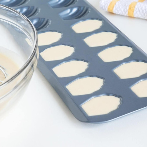 Fox Run Non Stick 20 Cup Mini Madeleine Cookie Pan Fox Run Non Stick 20 Cup Mini Madeleine Cookie Pan