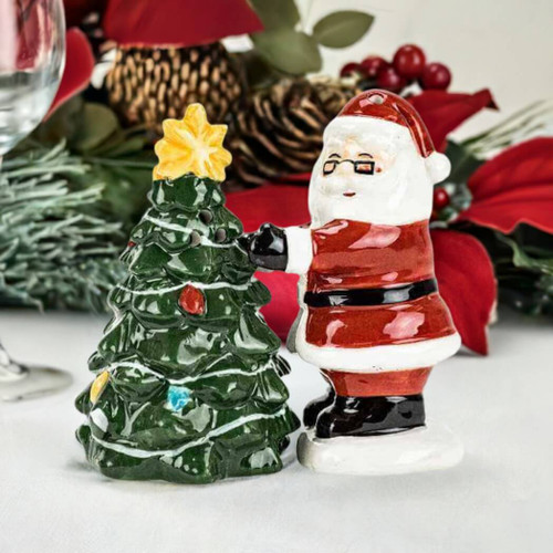 Boston Warehouse Salt & Pepper Shakers, Santa Tree