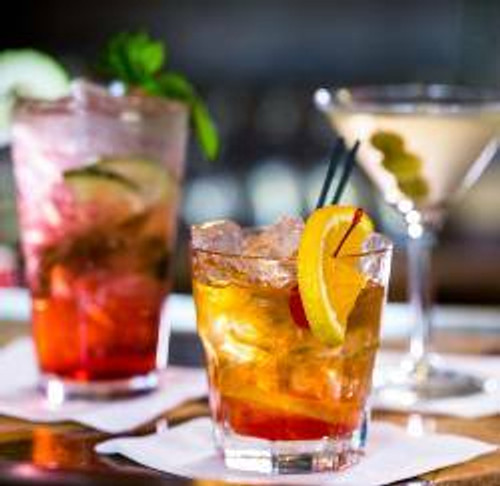 Cocktail Glasses & Beer Glasses